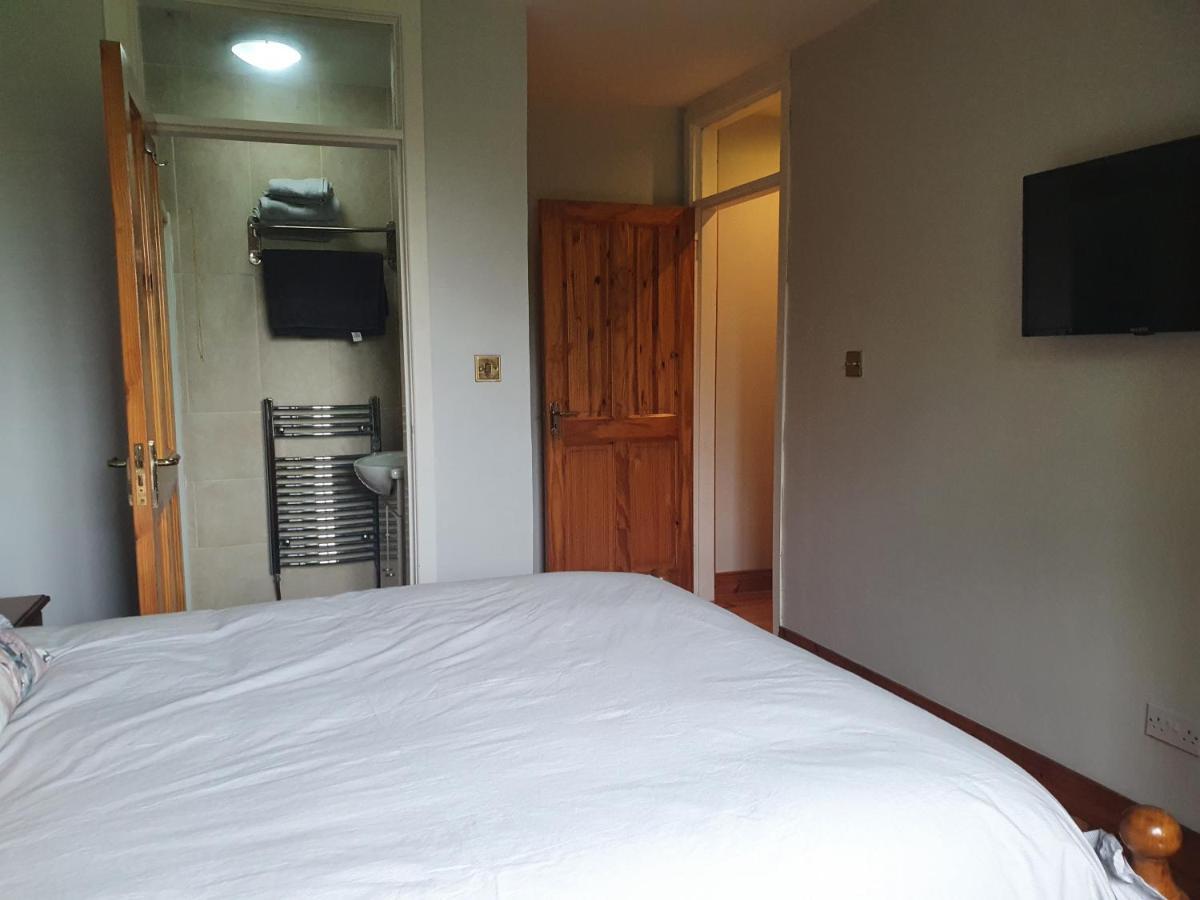 Carrick on Shannon Hillcrest House Bed & Breakfast エクステリア 写真