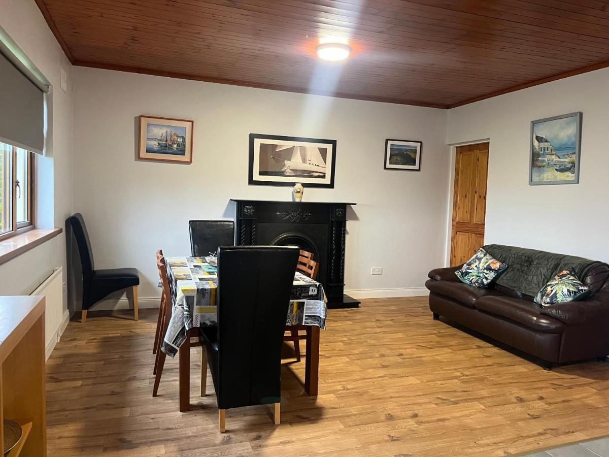 Carrick on Shannon Hillcrest House Bed & Breakfast エクステリア 写真